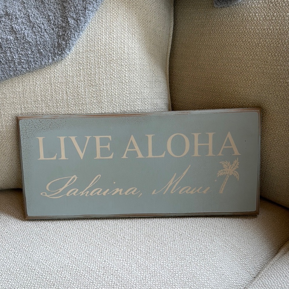 Live Aloha Wall Sign - Blue and White